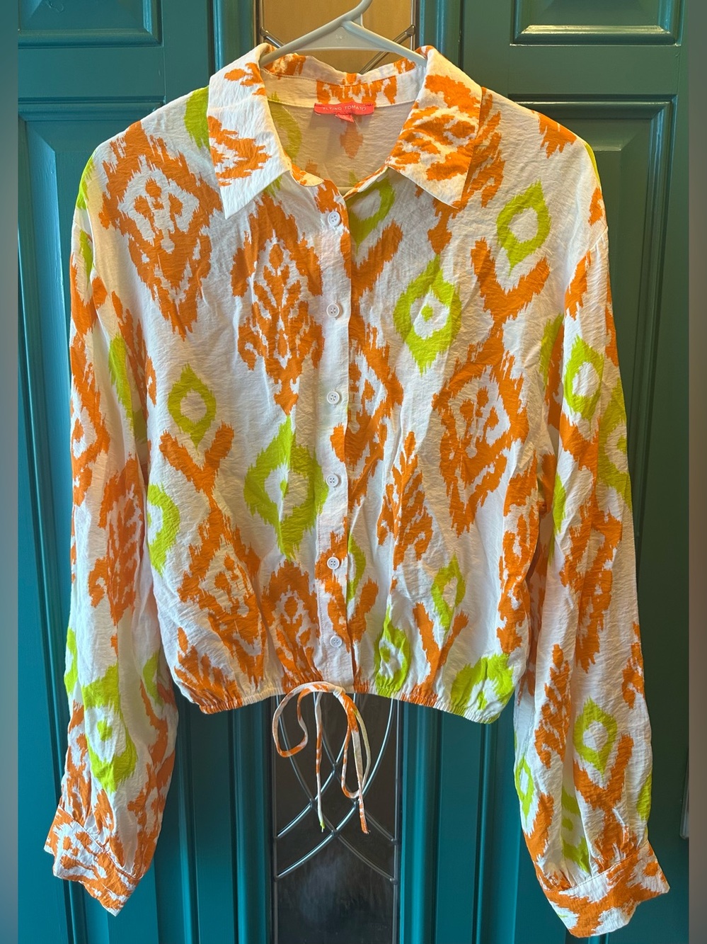 Flying Tomato Cropped Button-Front Ikat Print Blouse — Orange & Lime